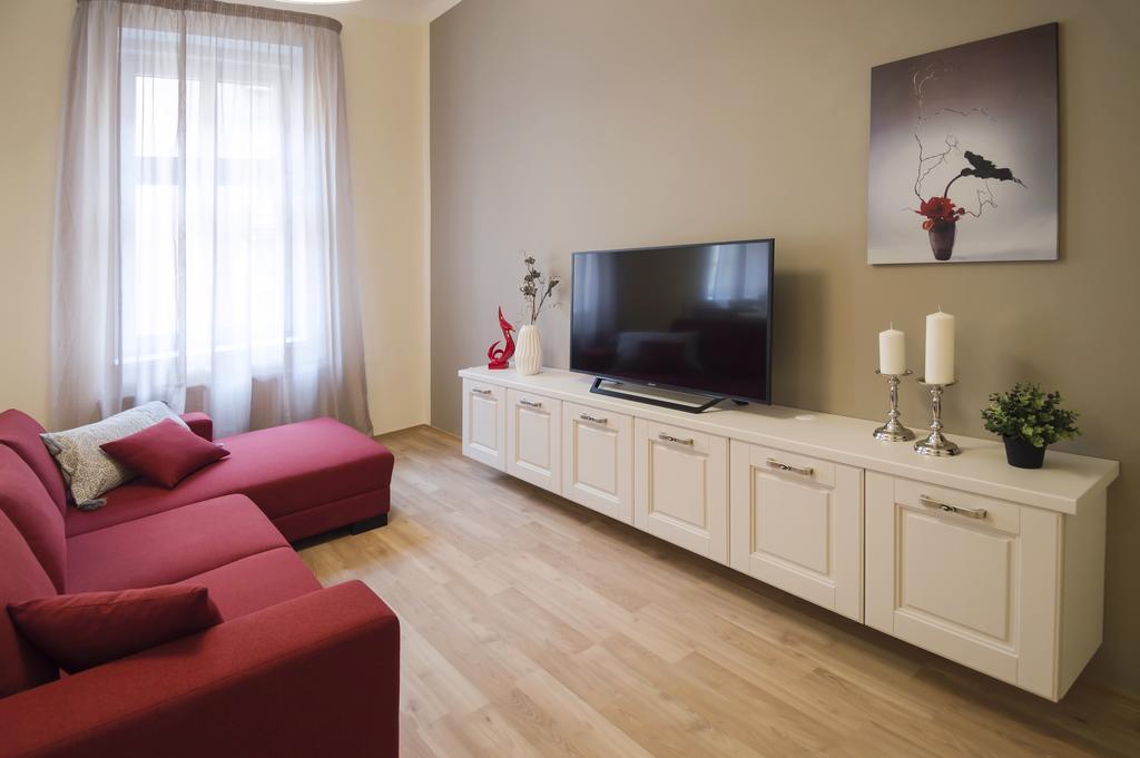 Apartment Za Poricskou Branou ปราก ภายนอก รูปภาพ